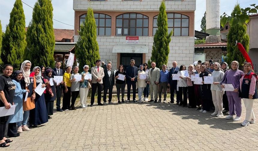 35 kadın seracılık belgesi aldı