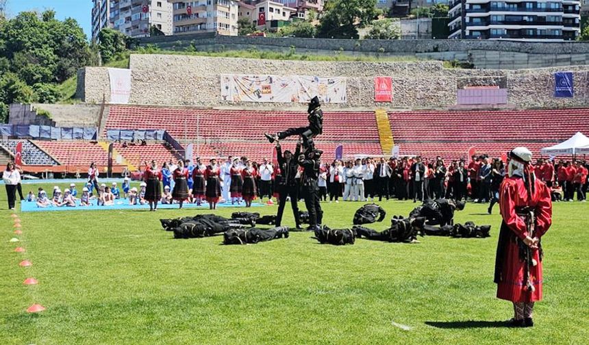 Zonguldak’ta 19 Mayıs coşkusu yaşandı