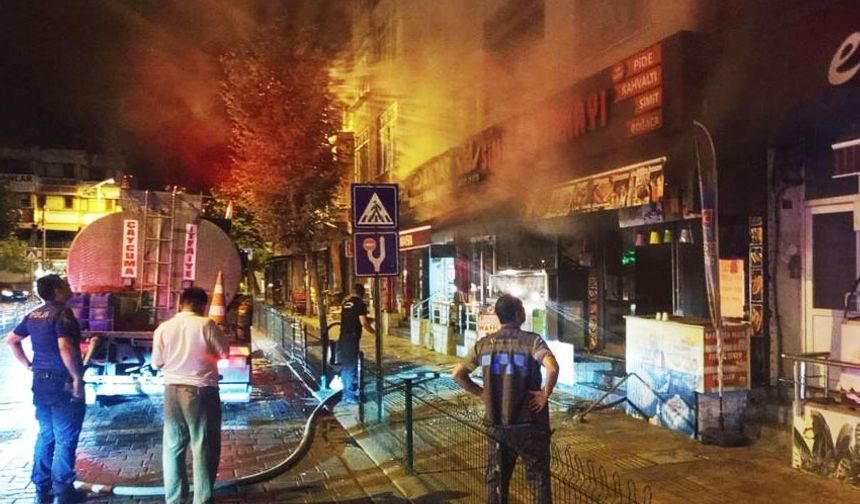 İş yerinde çıkan yangın korkuttu!