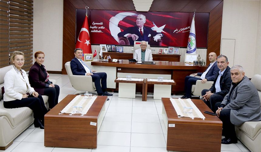 Posbıyık, CHP'li başkanları ağırladı