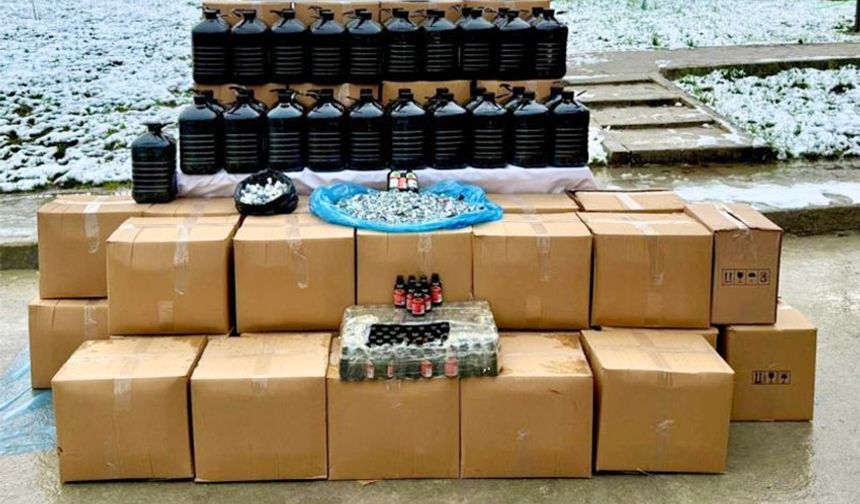 Jandarmadan kaçak alkol operasyonu
