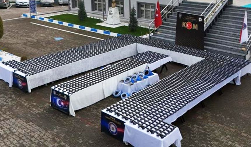 Yolcu otobüsünde silah parçaları ele geçirildi!