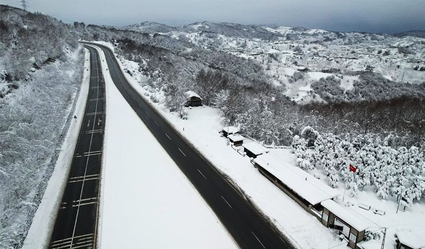 Zonguldak-Ereğli yolunda kartpostallık manzara