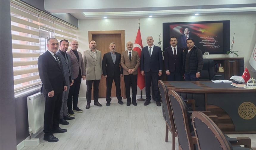 Sendika başkanı, talepleri müdüre iletti