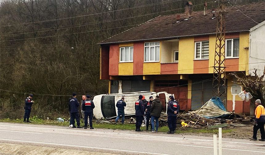Zonguldak-Ankara yolunda kaza: 4 yaralı!