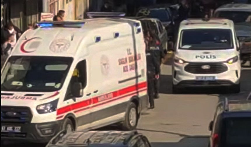 Konuşma tartışmaya, tartışma kavgaya dönüştü: 2 yaralı!