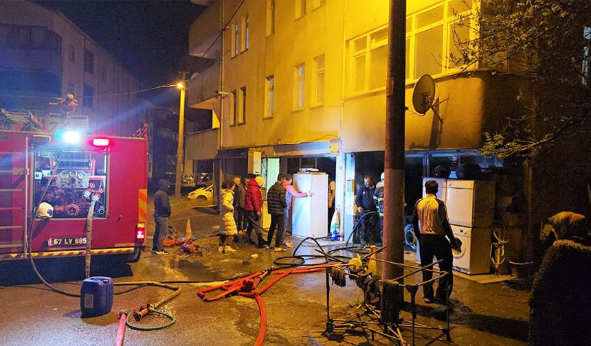 Beyaz eşya tamirhanesinde korkutan yangın!