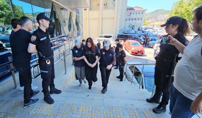 Zonguldak’ta "örgüt" operasyonu: 3 öğrenci tutuklandı!