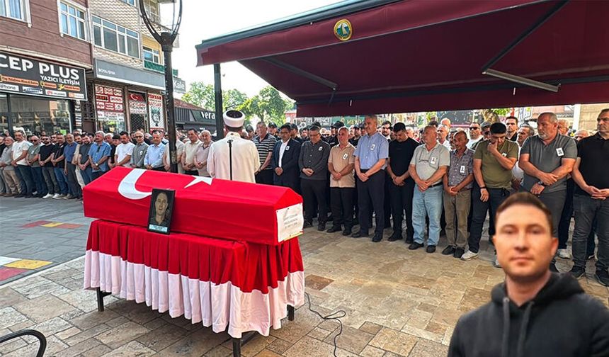 Düzce'de vefat eden polis memuru, Alaplı'da toprağa verildi