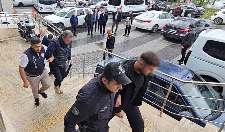 Çöken bina ile ilgili 3şüpheli tutuklandı